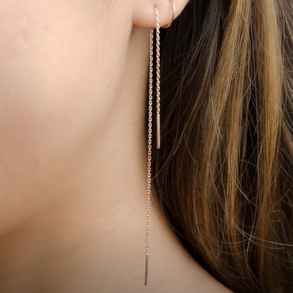Jewelry - 7.25" Gold Threader Earrings